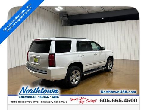Used 2017 Chevrolet Tahoe LT w/ LT Signature Package AWD/4WD image 6