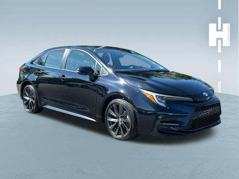 Used 2024 Toyota Corolla SE FWD image 1