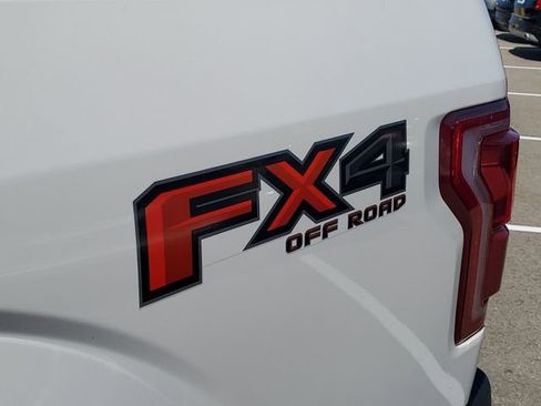 Used 2017 Ford F150 Lariat w/ Equipment Group 501A Mid AWD/4WD image 39