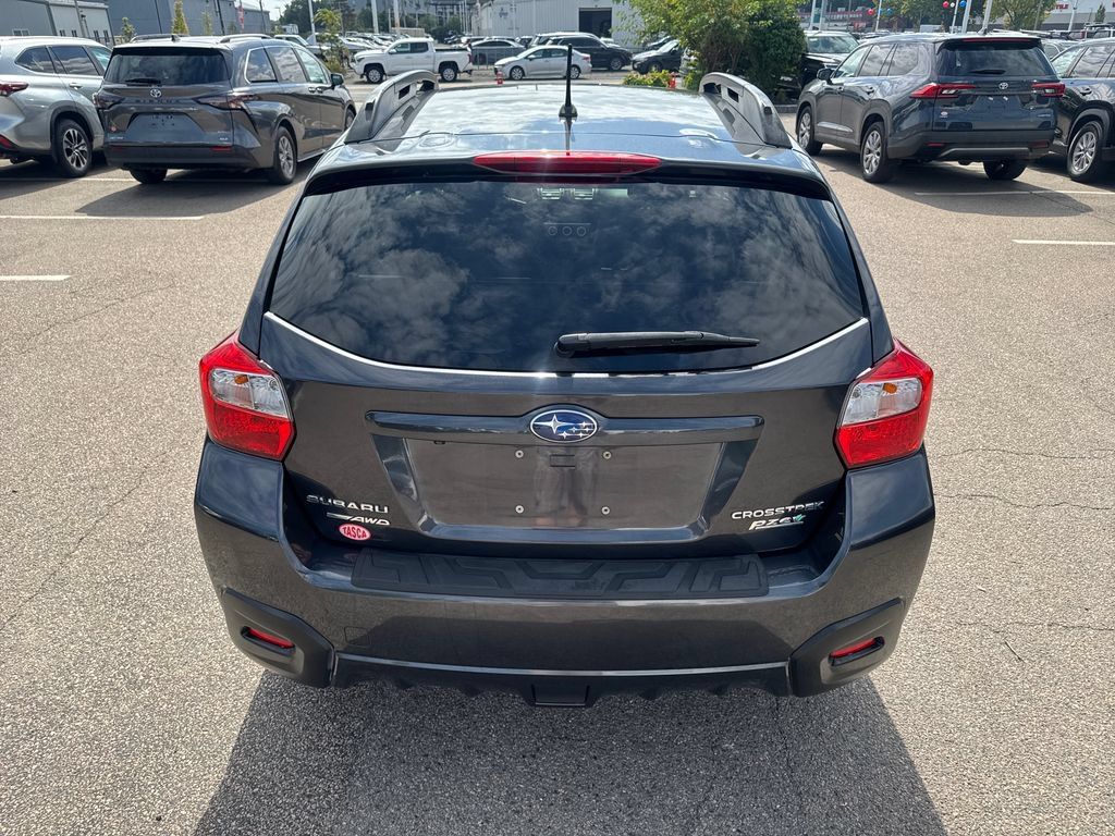 Used 2017 Subaru Crosstrek 2.0i Premium AWD/4WD image 6