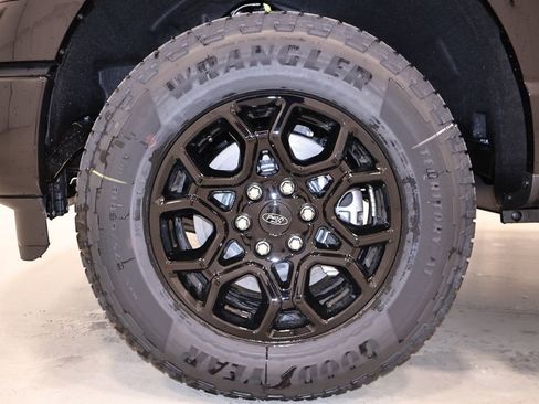 New 2026 Ford F150 XLT w/ Equipment Group 302A MID AWD/4WD image 35