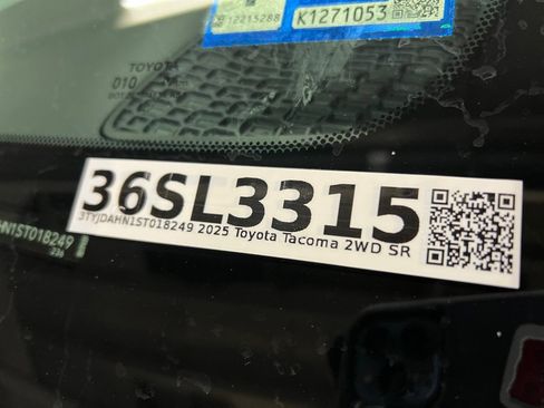 Used 2025 Toyota Tacoma SR image 37