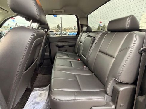 Used 2014 Chevrolet Silverado 2500 LT w/ Custom Sport Truck Package image 12