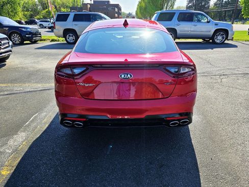 Used 2018 Kia Stinger GT1 image 4