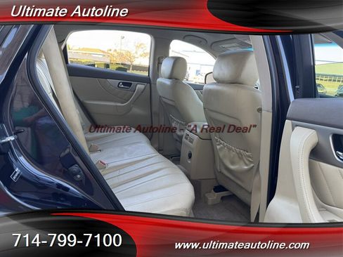 Used 2015 INFINITI QX70 2WD w/ Premium Package image 37