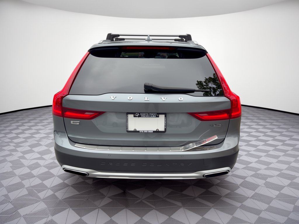 Used 2017 Volvo V90 T6 Cross Country AWD/4WD image 11