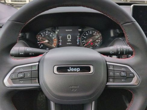 Certified 2025 Jeep Compass Trailhawk AWD/4WD image 31
