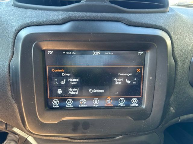 Used 2018 Jeep Renegade Latitude w/ Cold Weather Group AWD/4WD image 18
