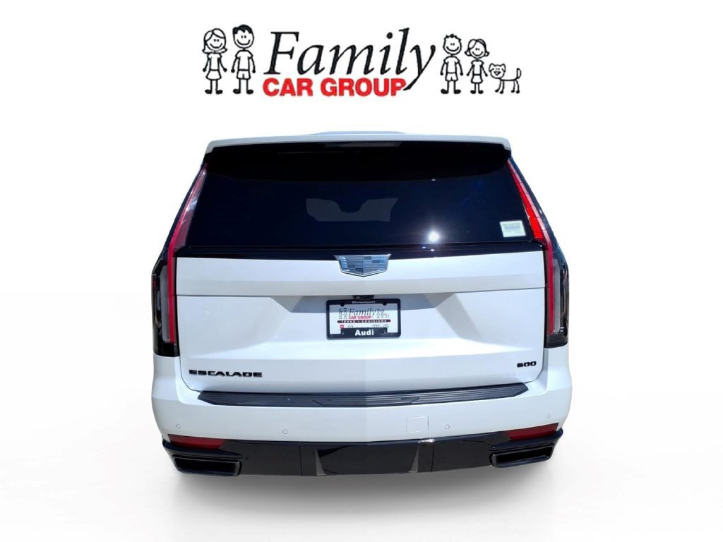 Used 2024 Cadillac Escalade Sport Platinum w/ LPO, ONYX Package AWD/4WD image 3