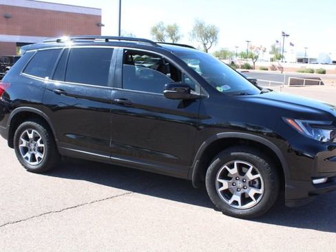 Certified 2022 Honda Passport TrailSport image 6