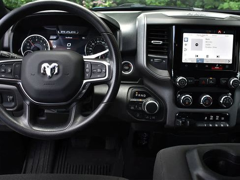 Used 2025 RAM 1500 Warlock AWD/4WD image 12