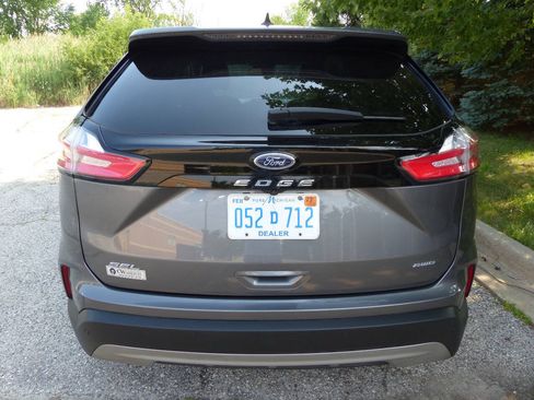 Used 2021 Ford Edge SEL w/ Convenience Package AWD/4WD image 8