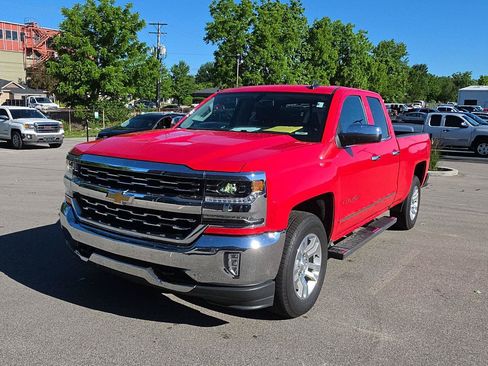 Used 2018 Chevrolet Silverado 1500 LTZ AWD/4WD image 7