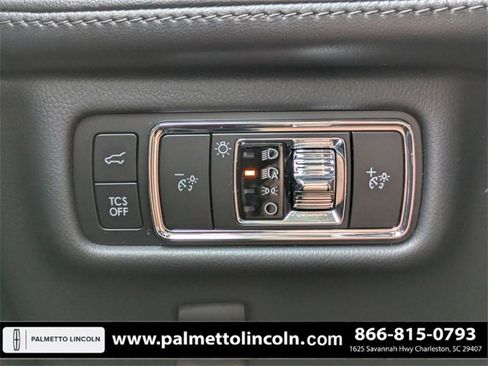 Certified 2023 Lincoln Nautilus Reserve w/ Equipment Group 201A image 29