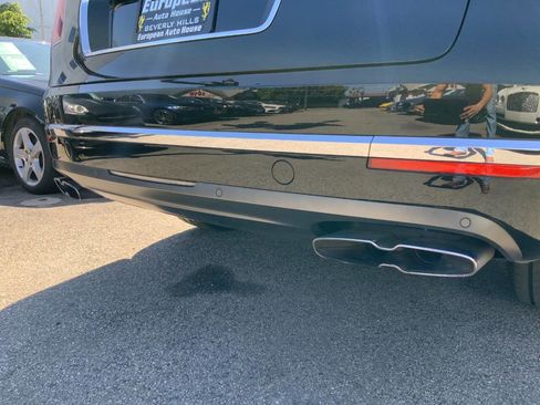 Used 2019 Bentley Bentayga AWD/4WD image 9