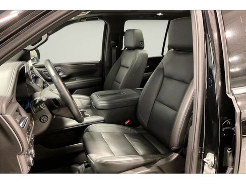 Used 2024 Chevrolet Tahoe LT w/ Luxury Package image 26