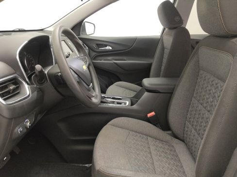 Used 2023 Chevrolet Equinox LT w/ LPO, Floor Liner Package image 17