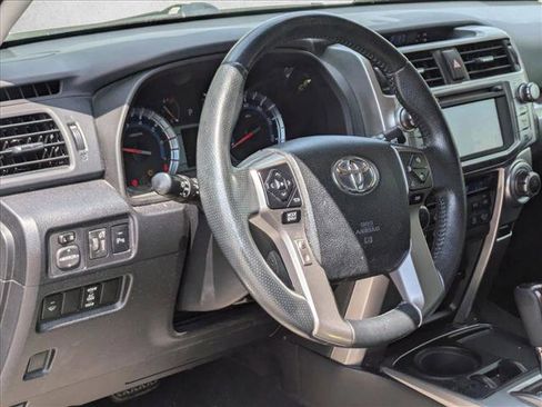 Used 2015 Toyota 4Runner Limited image 3