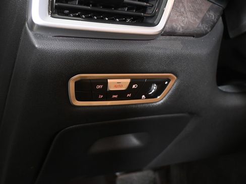 Used 2023 BMW X5 xDrive40i w/ Parking Assistance Package AWD/4WD image 27