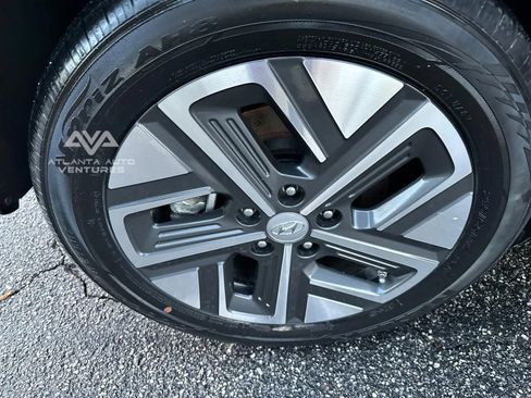 Used 2023 Hyundai Kona SEL image 49