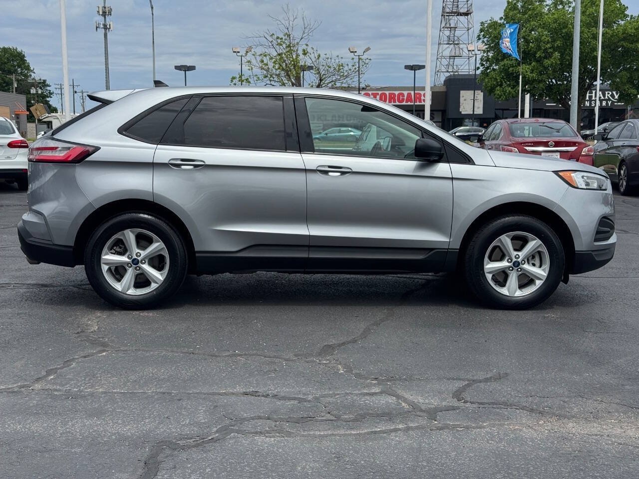 Used 2020 Ford Edge SE AWD/4WD image 4