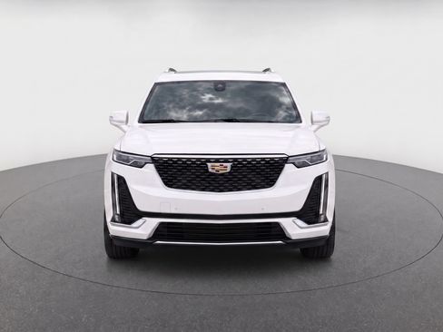 Used 2020 Cadillac XT6 Premium Luxury FWD image 5