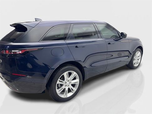 Used 2021 Land Rover Range Rover Velar R-Dynamic S image 13