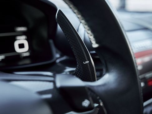 Used 2018 Ferrari GTC4Lusso T image 54