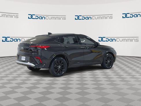 Used 2024 Buick Envista Sport Touring w/ Convenience I Package image 9