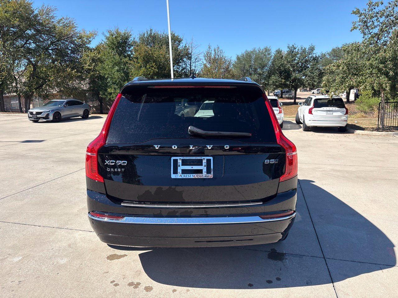 Used 2024 Volvo XC90 B5 Plus w/ Protection Package Premier AWD/4WD image 6