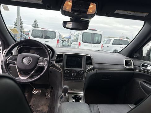 Used 2018 Jeep Grand Cherokee High Altitude image 11