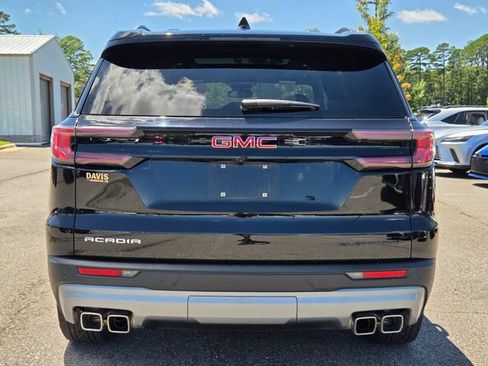 Used 2024 GMC Acadia Elevation w/ Super Cruise Package FWD image 4