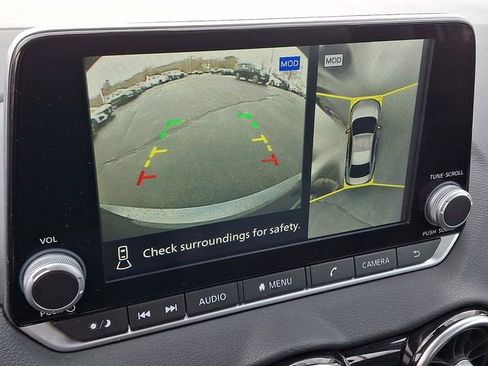 Used 2023 Nissan Sentra SR w/ SR Premium Package image 19