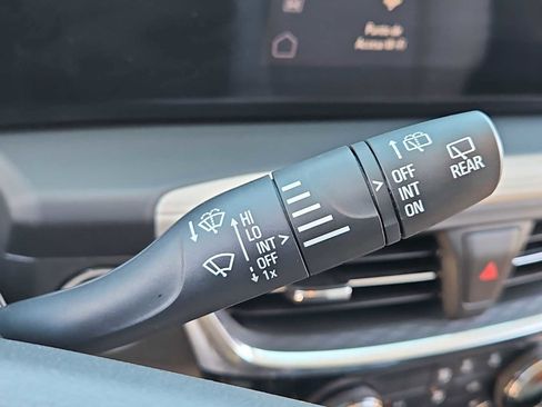 Used 2024 Buick Encore GX Sport Touring w/ Experience Buick Package image 25