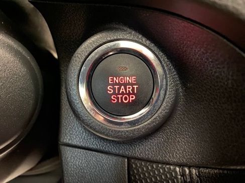 Used 2022 Subaru Forester Premium AWD/4WD image 16