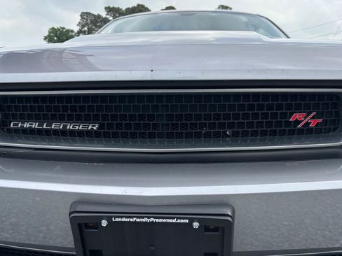 Used 2013 Dodge Challenger R/T RWD image 6