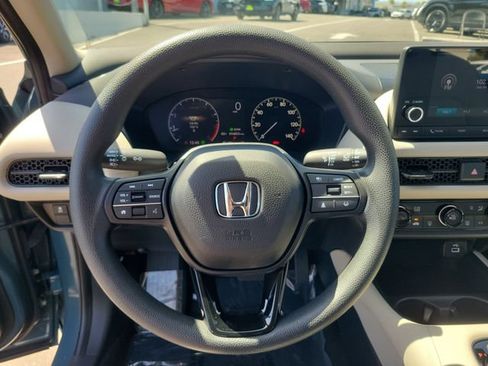 Certified 2024 Honda HR-V LX image 20