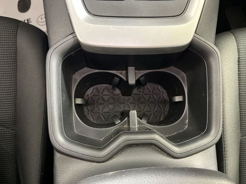 Used 2025 Toyota RAV4 LE AWD/4WD image 21