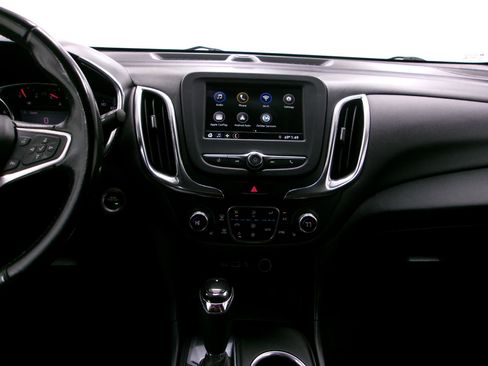 Used 2019 Chevrolet Equinox LT FWD image 11