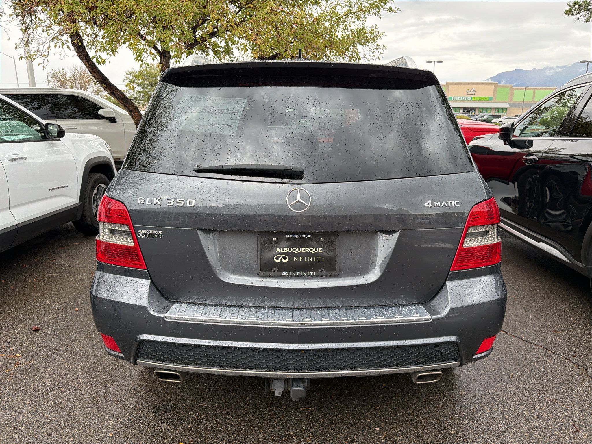 Used 2011 Mercedes-Benz GLK 350 4MATIC image 4