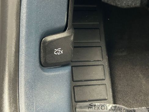 Used 2025 Ford Maverick XLT w/ Equipment Group 302A AWD/4WD image 11