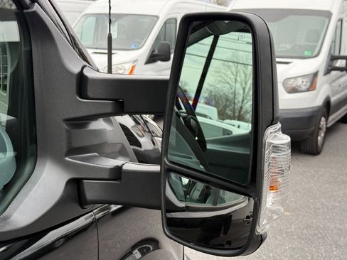 Used 2017 Ford Transit 350 350 HD 2dr 178 in. WB DRW Chas image 38