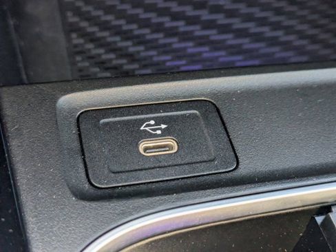 Used 2025 Mercedes-Benz GLA 35 AMG 4MATIC image 19