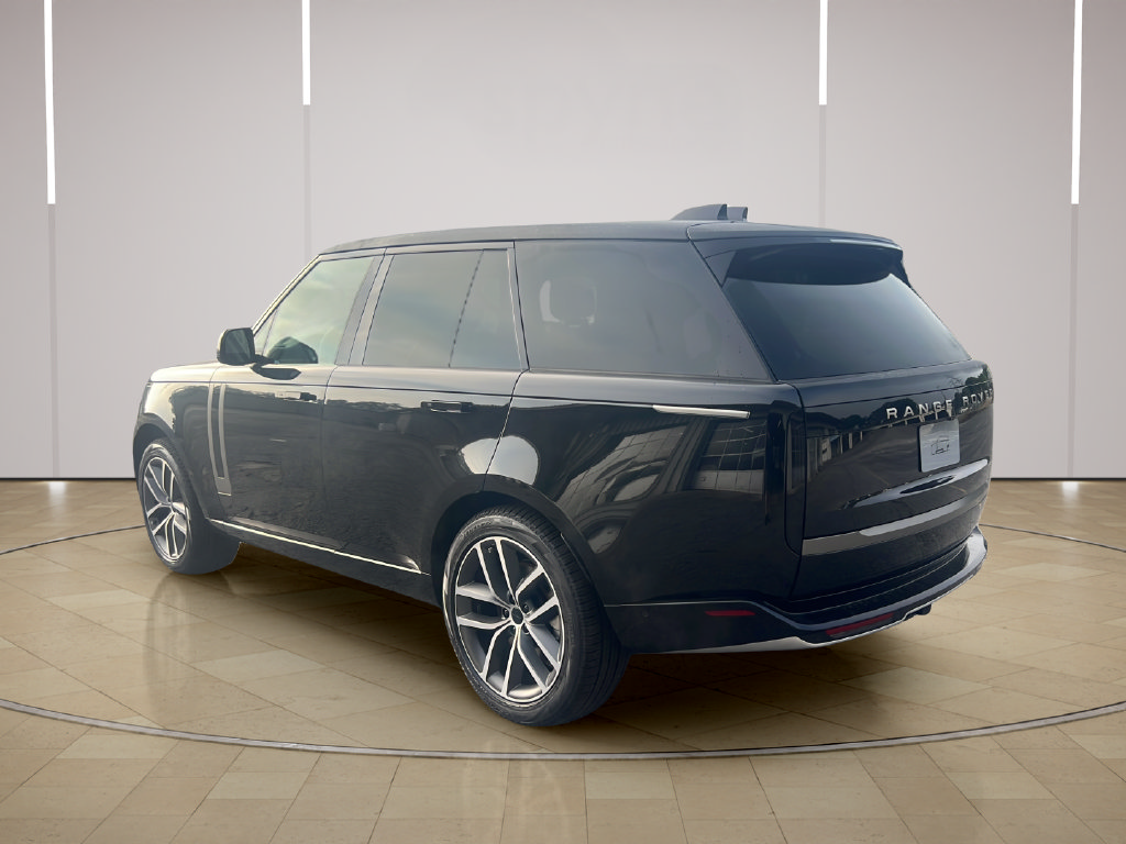 New 2026 Land Rover Range Rover SE AWD/4WD image 3