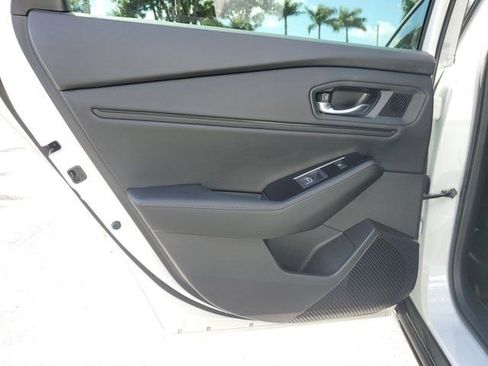 Used 2023 Honda Accord Touring image 14