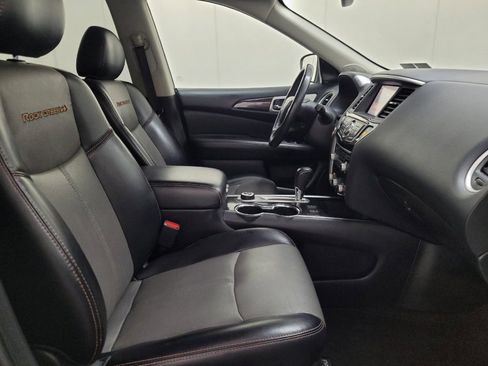Used 2020 Nissan Pathfinder SL AWD/4WD image 21