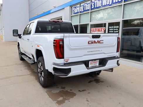 New 2026 GMC Sierra 3500 Denali w/ Denali Reserve Package AWD/4WD image 8