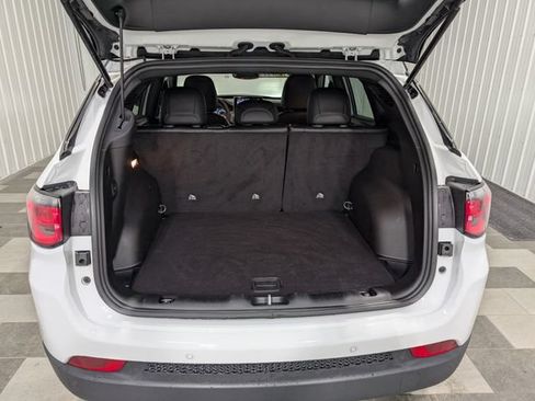 Used 2026 Jeep Compass Limited AWD/4WD image 24