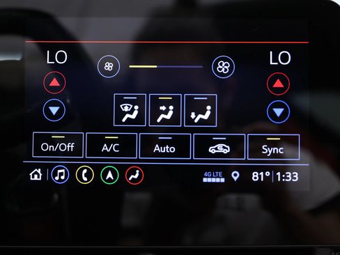 Used 2020 Chevrolet Corvette Stingray Preferred Cpe w/ 2LT Preferred Equipment Group RWD image 47
