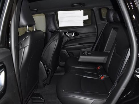 New 2026 Jeep Compass Limited image 25